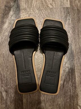 Dolce Vita Sandals